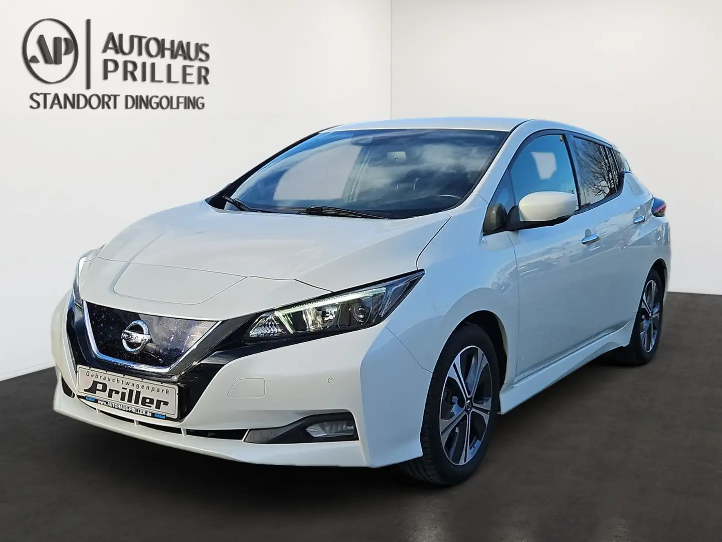 Nissan Leaf 40 kWh N-Connecta/NAVI/DAB/Winter-Paket Weiß - 1