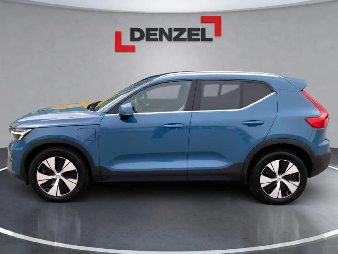 Volvo XC40 T4 Recharge PHE Blau - 2