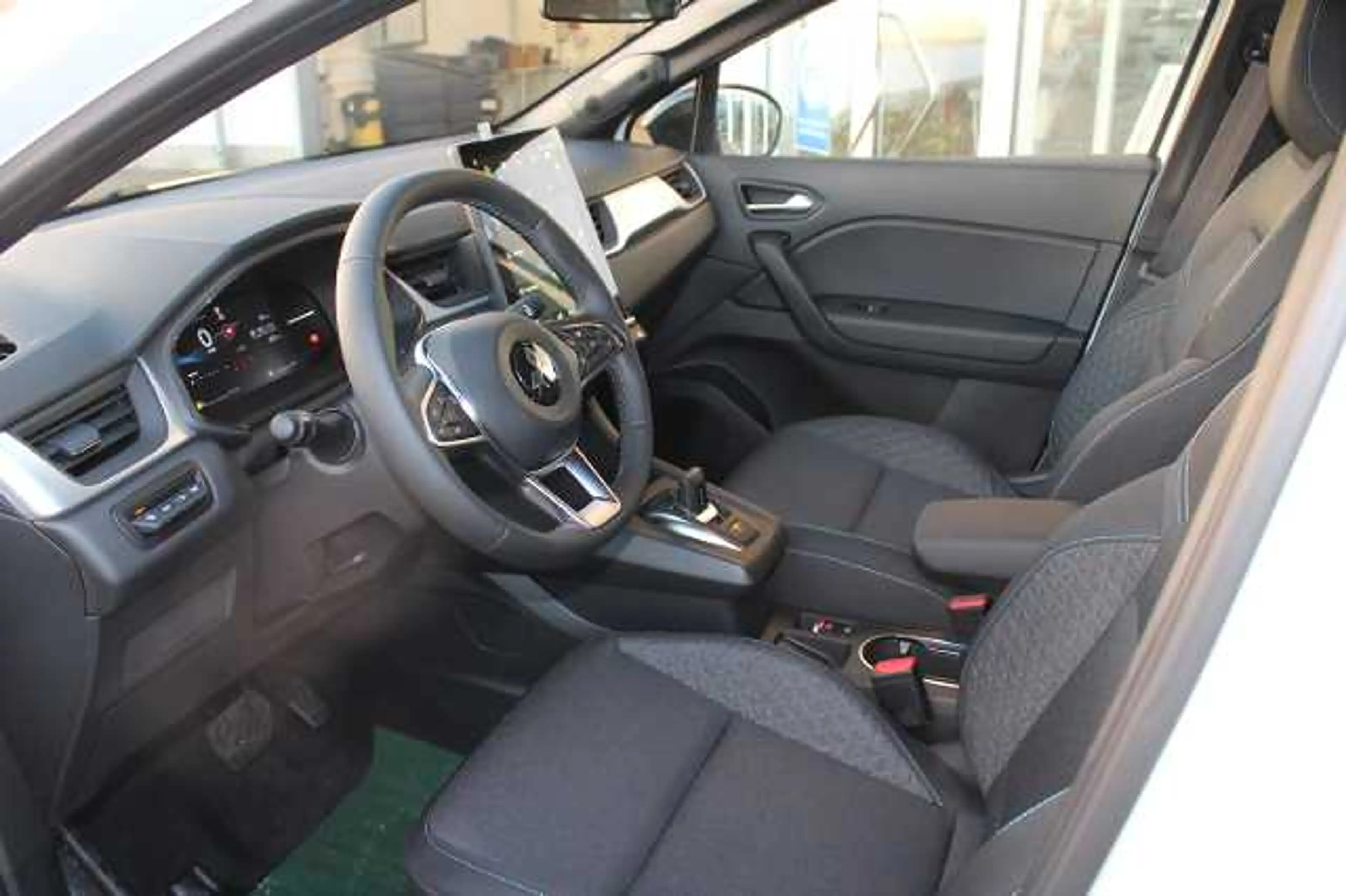 Mitsubishi Grandis Diamant PLUS 1.3 T-Benziner 7-DCT — photo 10