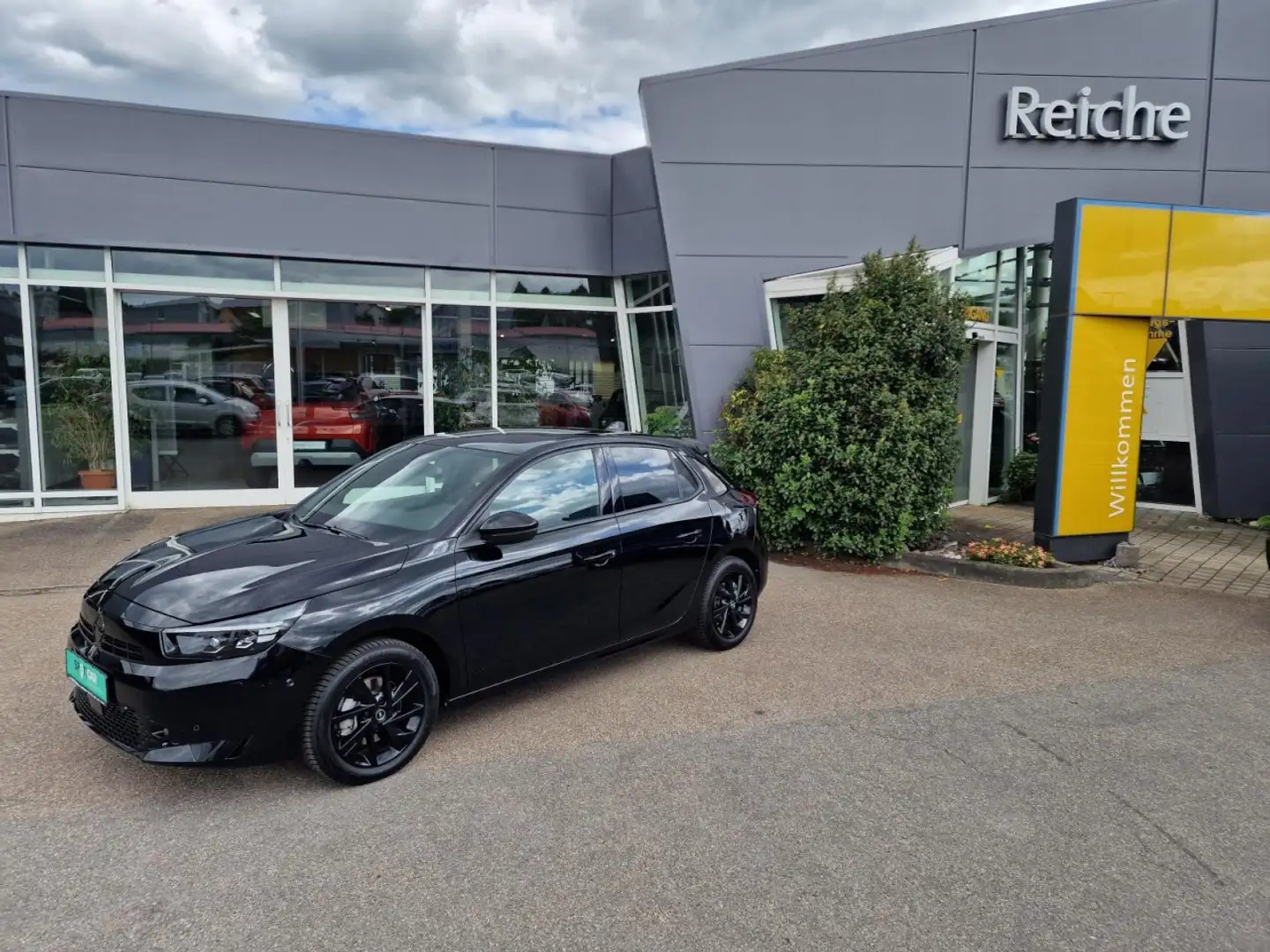 Opel Corsa GS 1,2 AT+PANO+NAV+MATRIX+SHZ+LHZ+RFK+TWW Klima Noir - 1