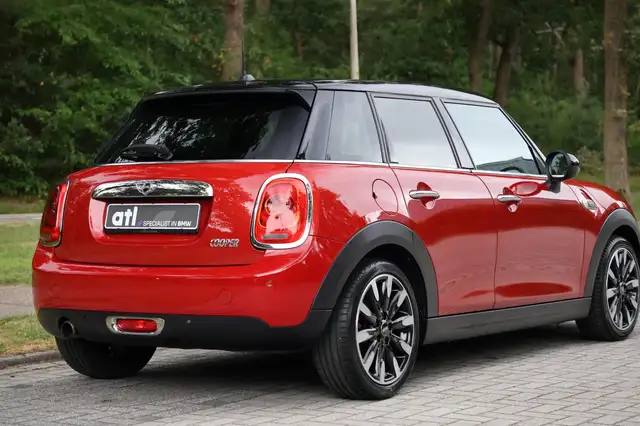 Mini Hatch view 5