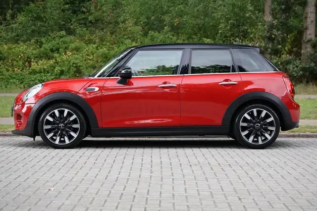 Mini Hatch view 2