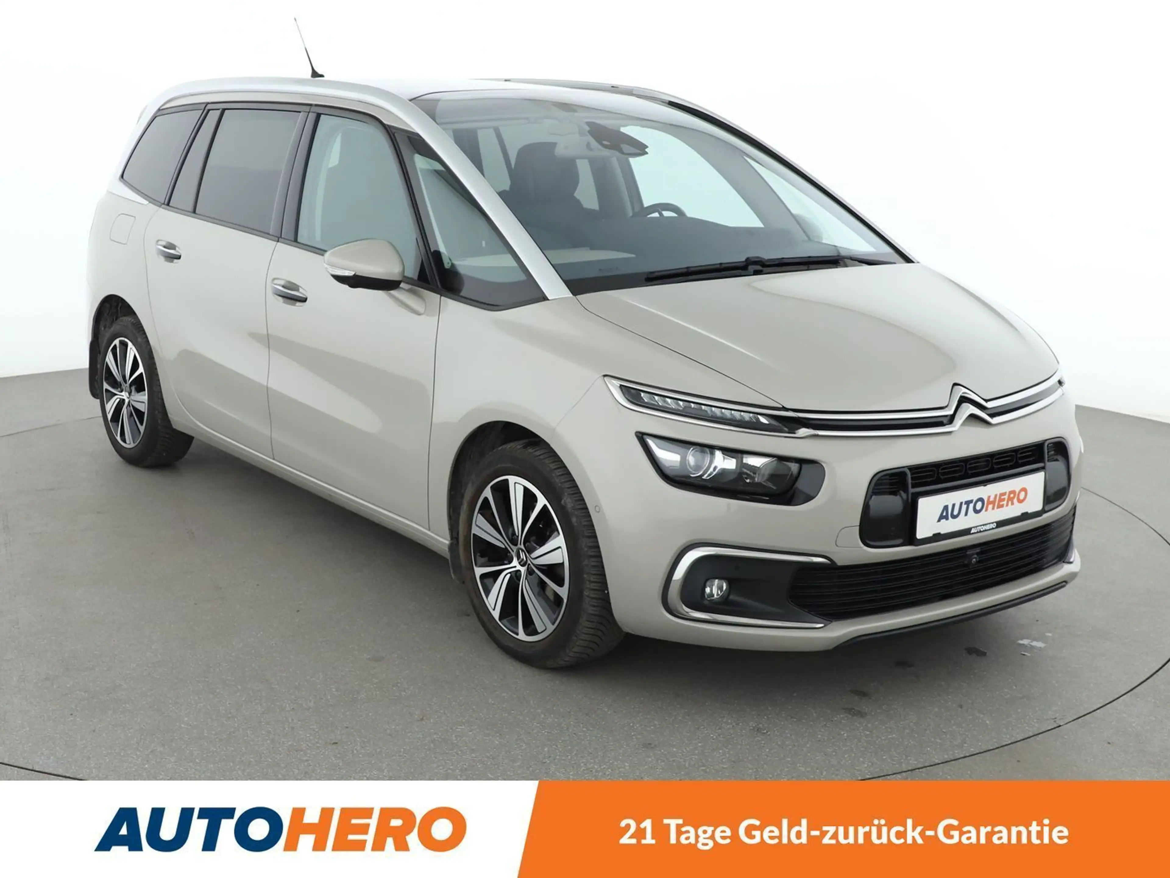 Citroen Grand C4 Picasso 1.6 THP Shine — photo 8