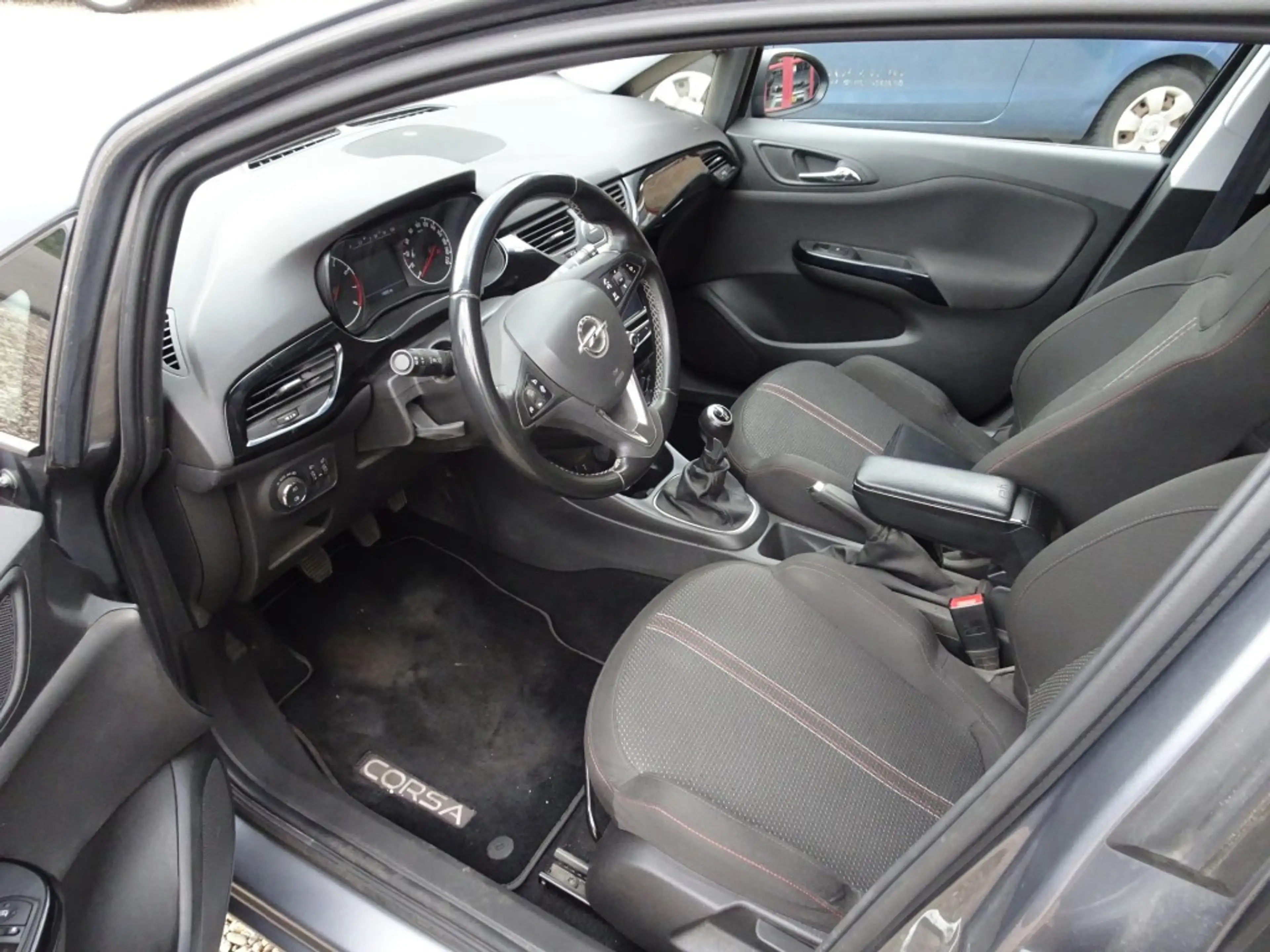 Opel Corsa-e 1.4 INNOVATION — photo 14