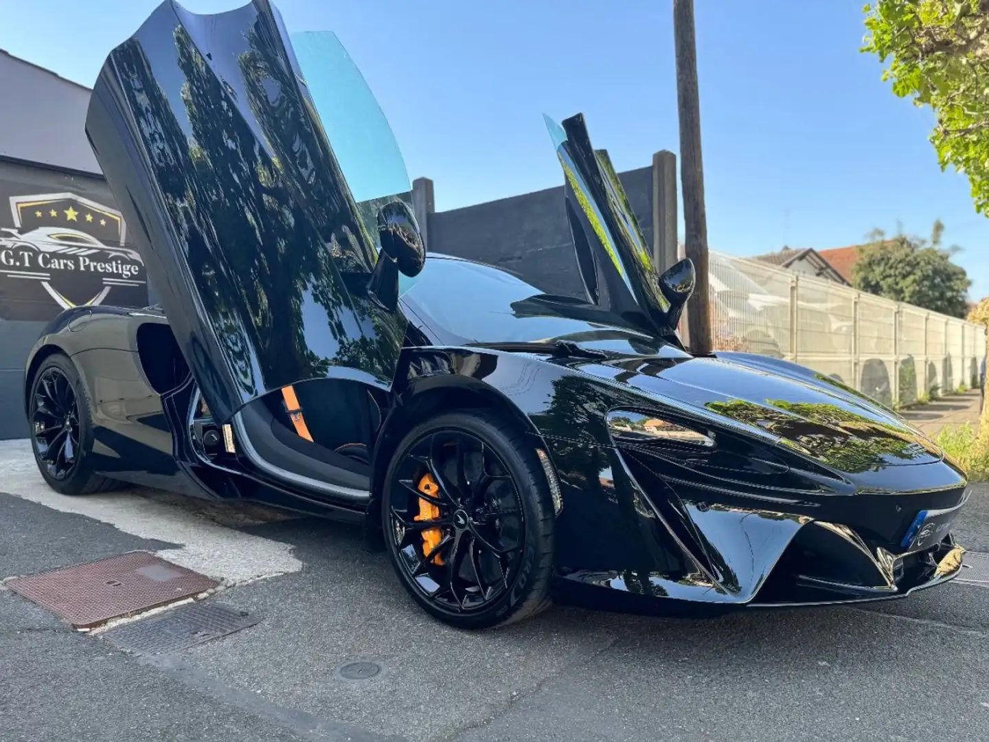 McLaren Artura Performance - 1