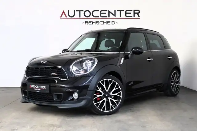 MINI John Cooper Works Countryman Countryman John Cooper Works 1,6 Aut. Pano Navi