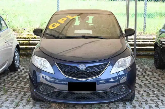 Lancia Ypsilon view 13
