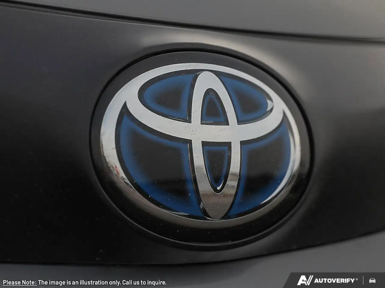 Toyota Sienna снимка Toyota Sienna
