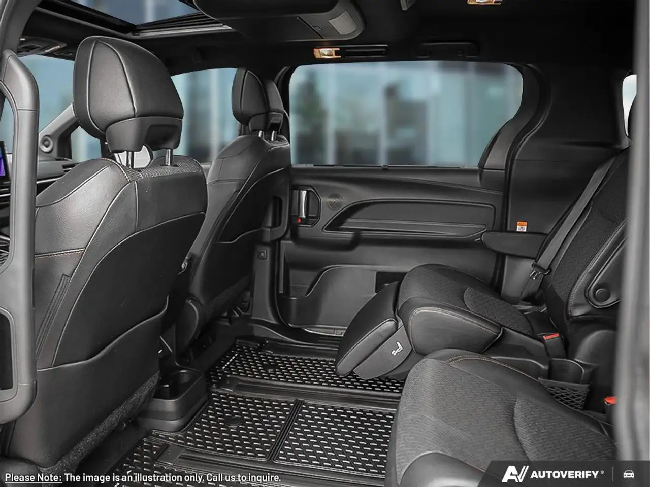 Toyota Sienna снимка Toyota Sienna