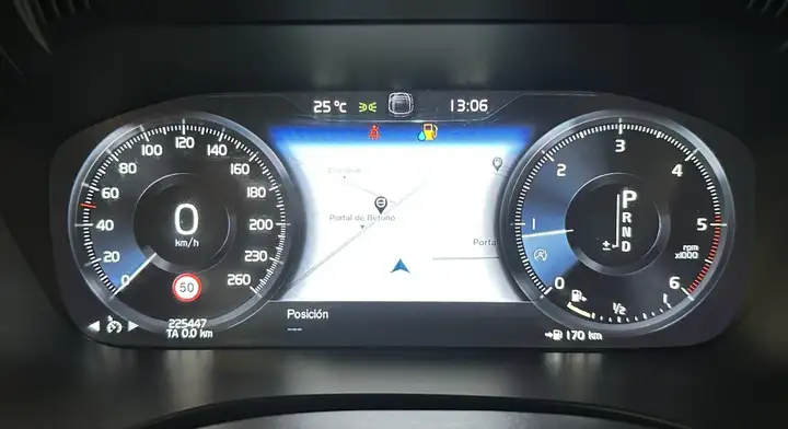 Volvo XC60 D4 Momentum 6V 2019, foto 9