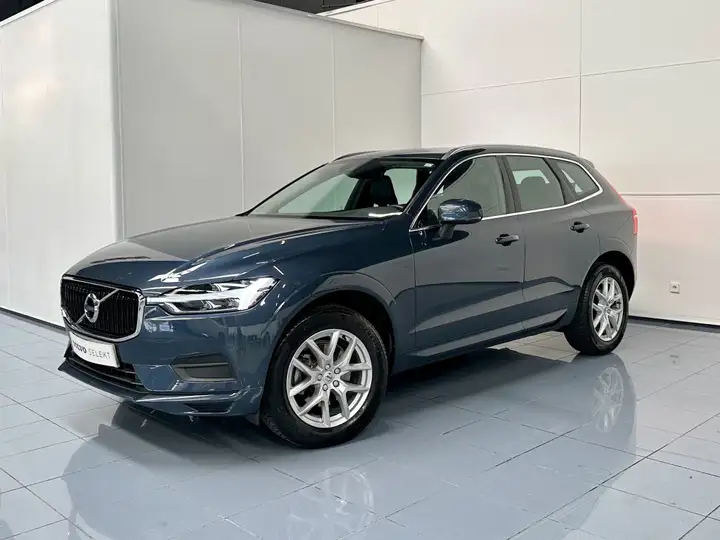 Volvo XC60 D4 Momentum 6V 2019, foto 29