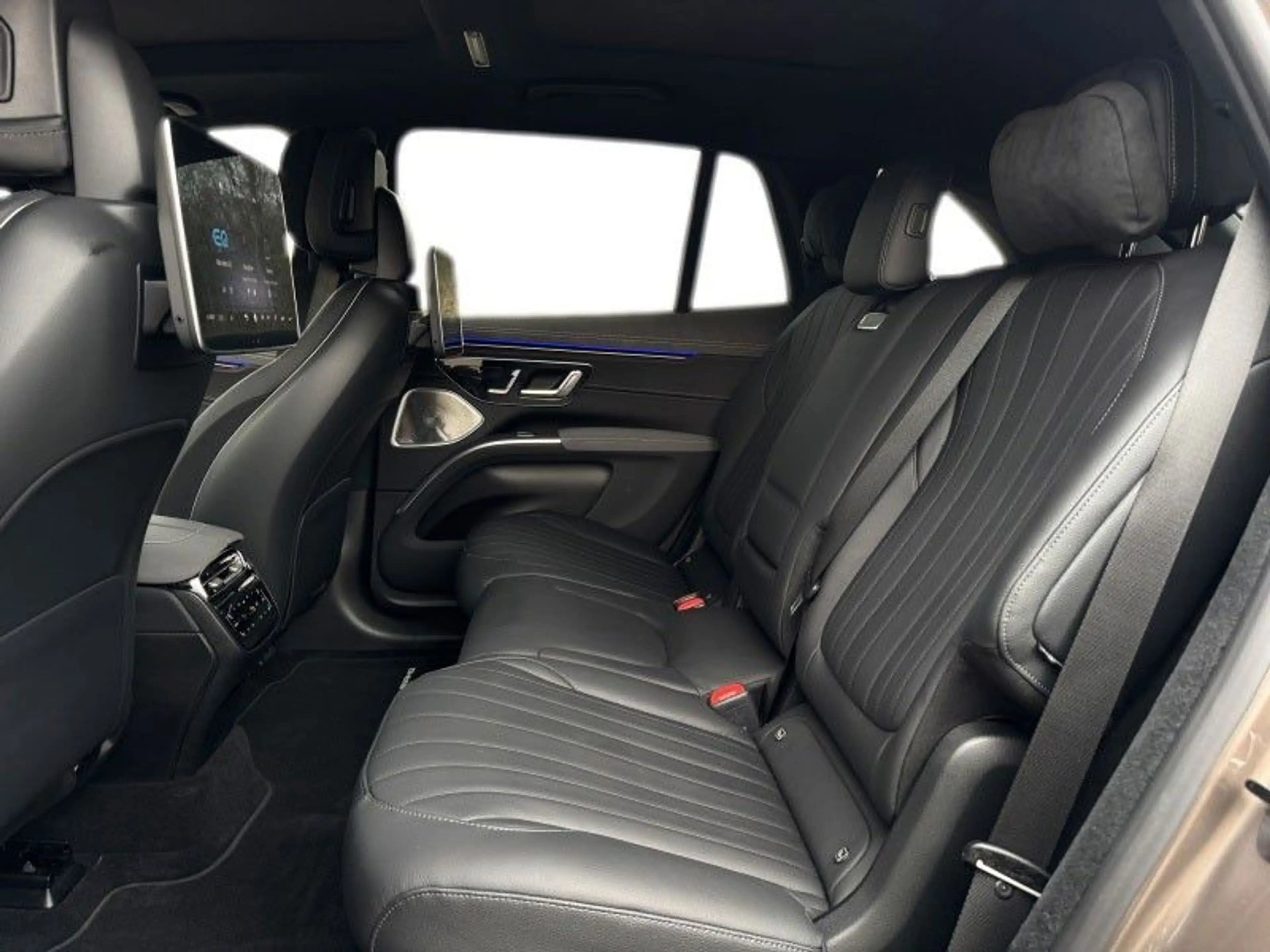 Mercedes-Benz EQS SUV EQS 450 4Matic — photo 50