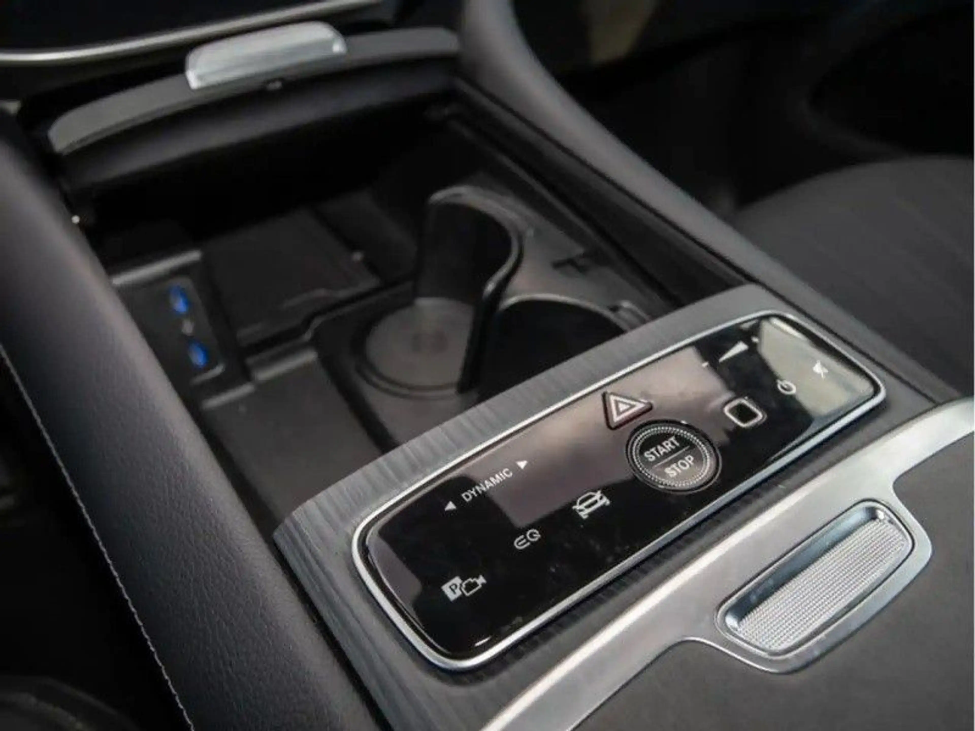 Mercedes-Benz EQS SUV EQS 450 4Matic — photo 33