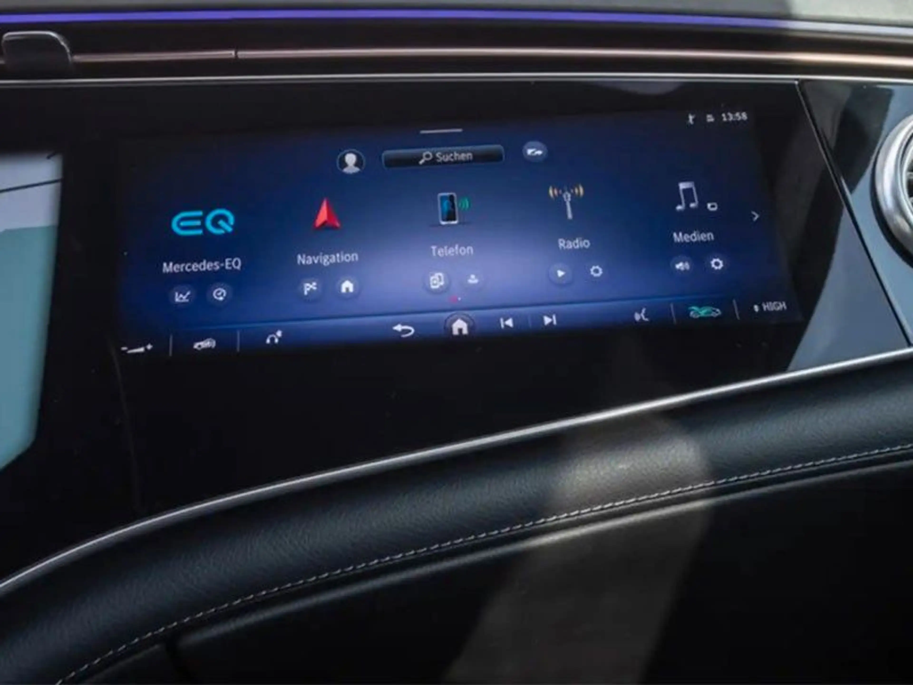 Mercedes-Benz EQS SUV EQS 450 4Matic — photo 20