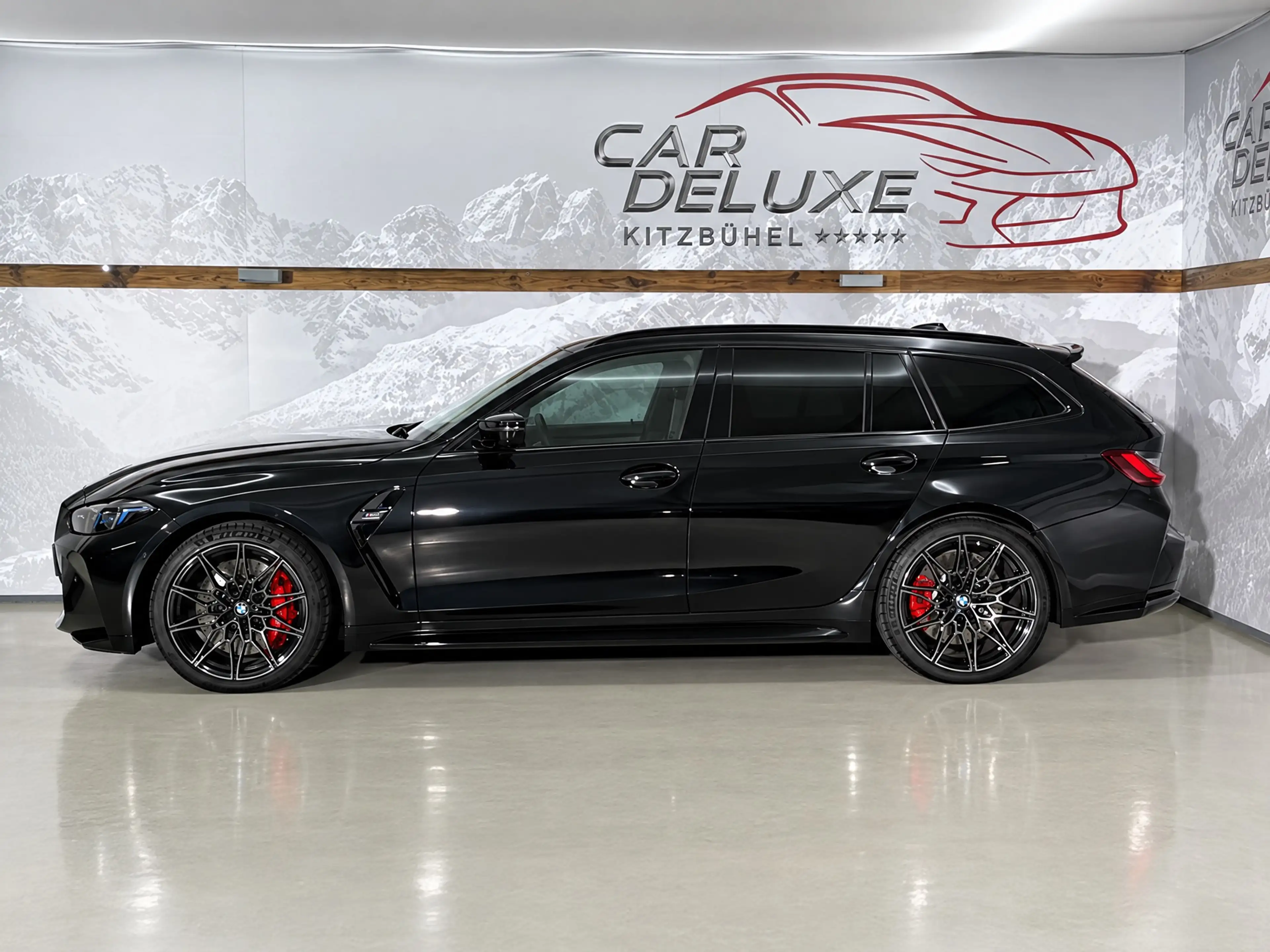 BMW M3 xDrive Competition M Touring — photo 5