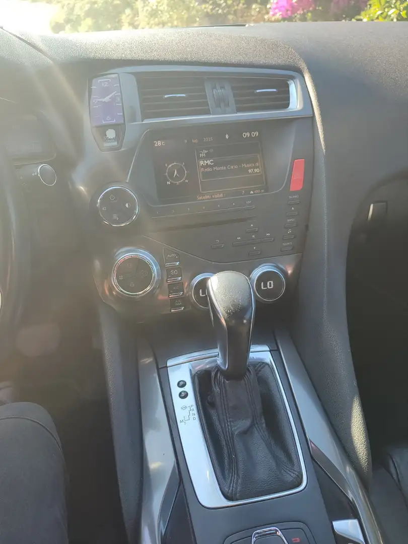 DS Automobiles DS 5 Szürke - 2