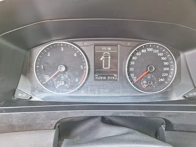 Volkswagen T6 view 16