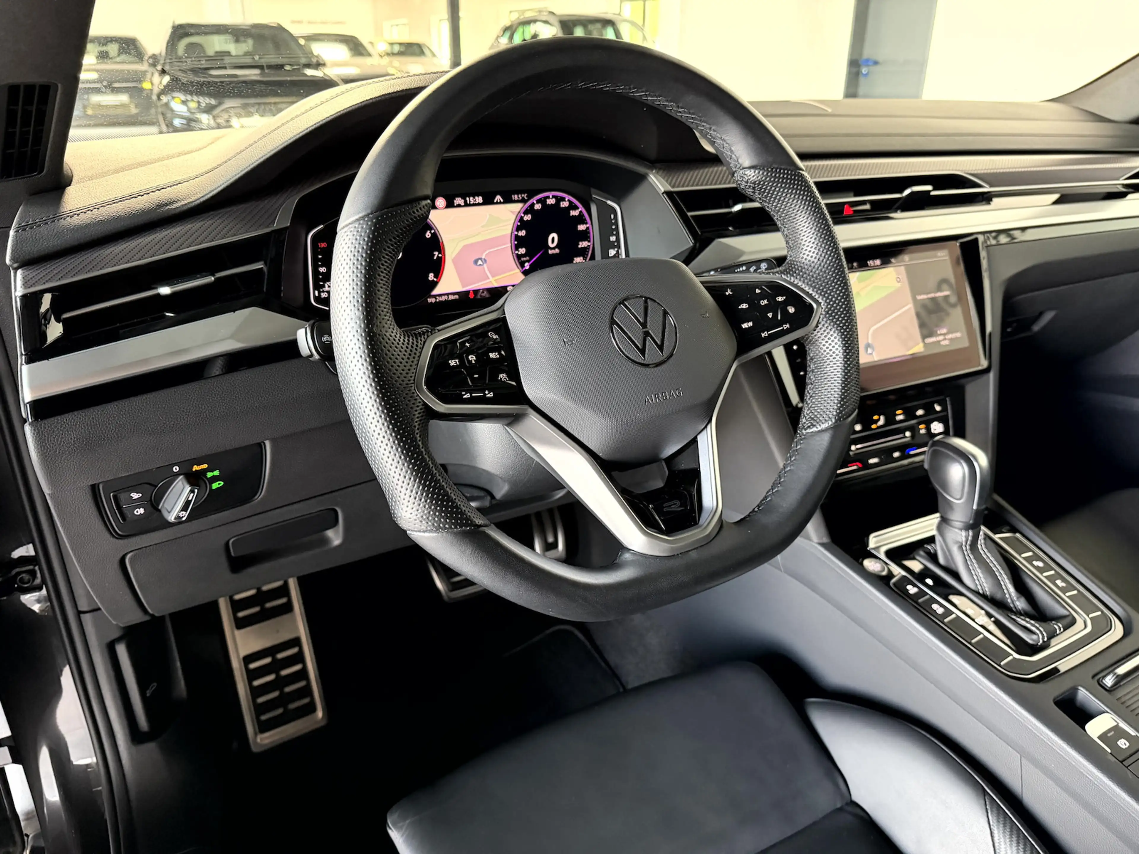 Volkswagen Arteon Shooting Brake 2.0TSI R Line*Pano*H&K*AHK* — photo 14