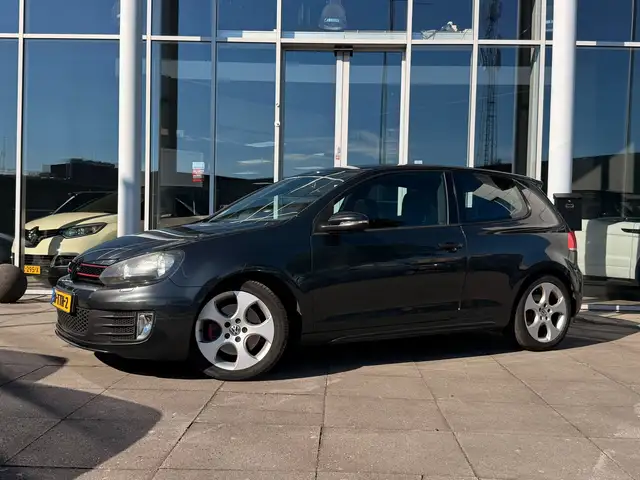 Volkswagen Golf GTI 2.0 Edition