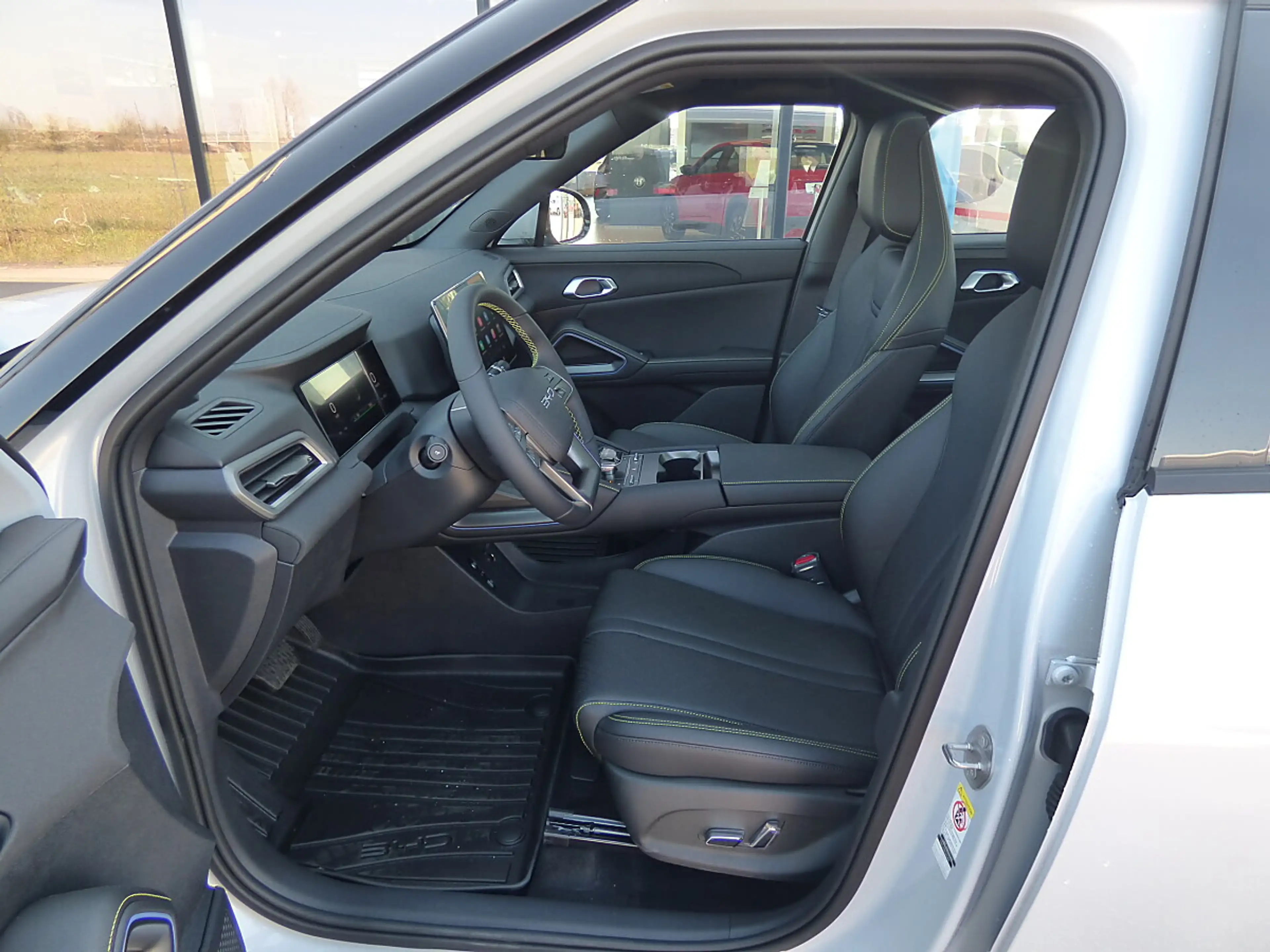 BYD Atto 2 Atto2 DM-i PHEV 18kWh Boost Österreich Paket — photo 6