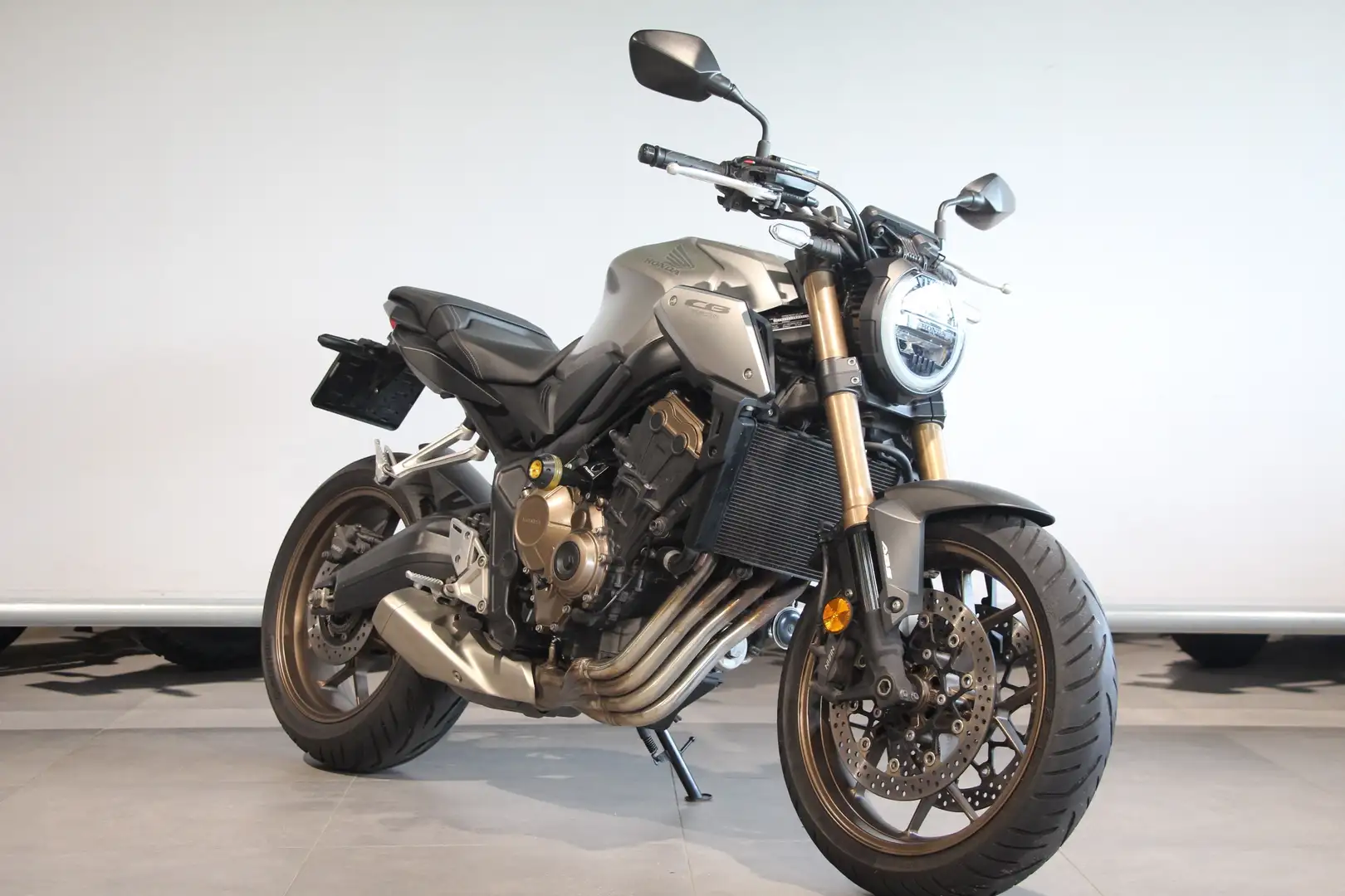 Honda CB 650 R ABS Gris - 2