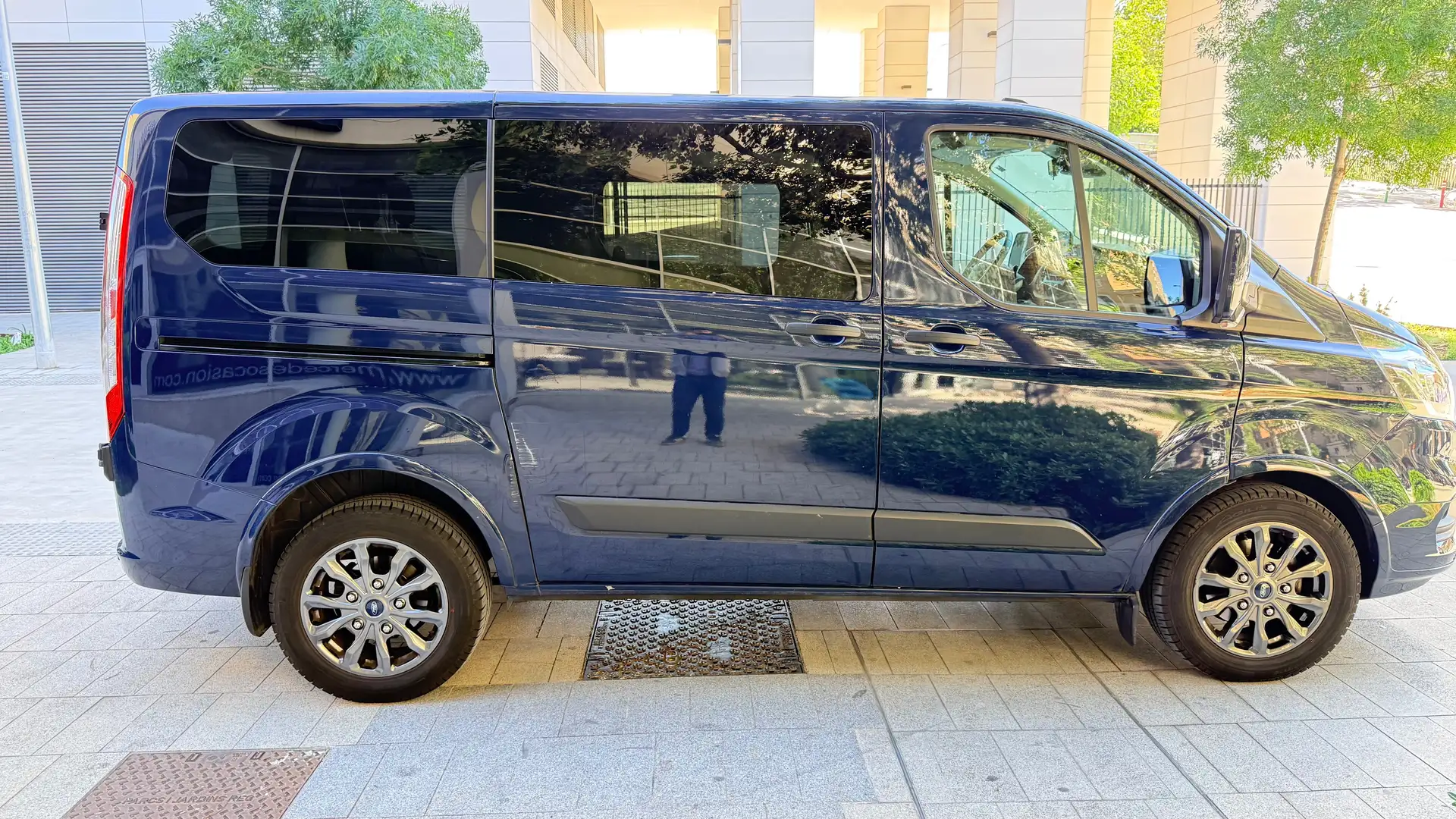 Ford Transit Custom FT 320 L1 Kombi 2.0 Ecoblue Trend 136 Aut Trend Azul - 2