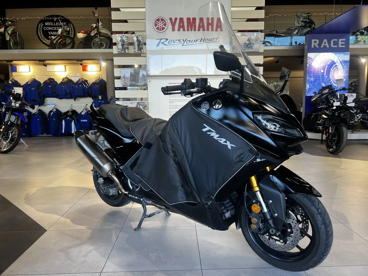 Yamaha TMAX 560 - 2