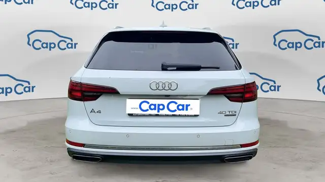 Audi A4 view 3