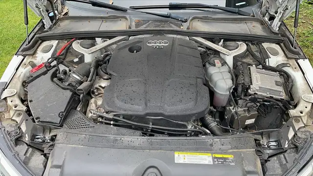 Audi A4 view 15