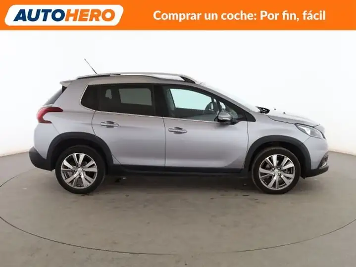 Peugeot 2008 1.2 Pure Tech S&S Allure (2017) 2018, foto 7