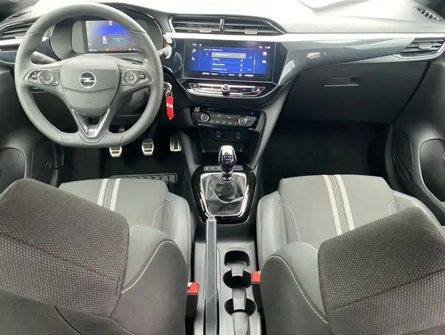 Opel Corsa view 3