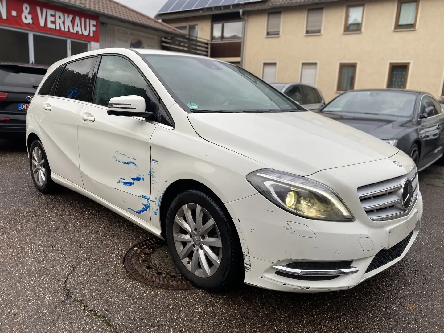 Mercedes-Benz B 180 B 180 *Bi Xenon*Navi*PDC*SHZ*Wenig Km Weiß - 2