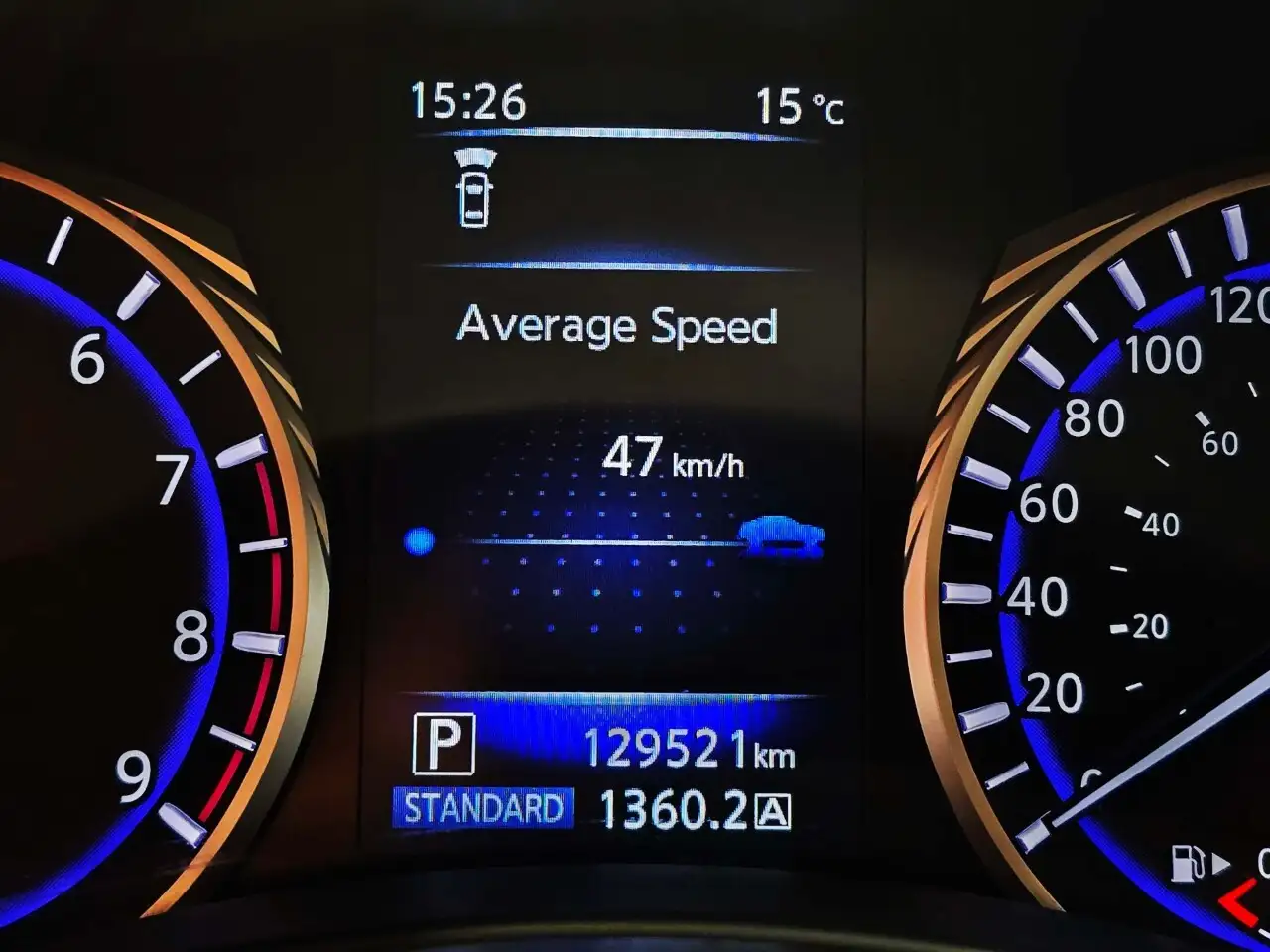 Infiniti Q50 снимка Infiniti Q50