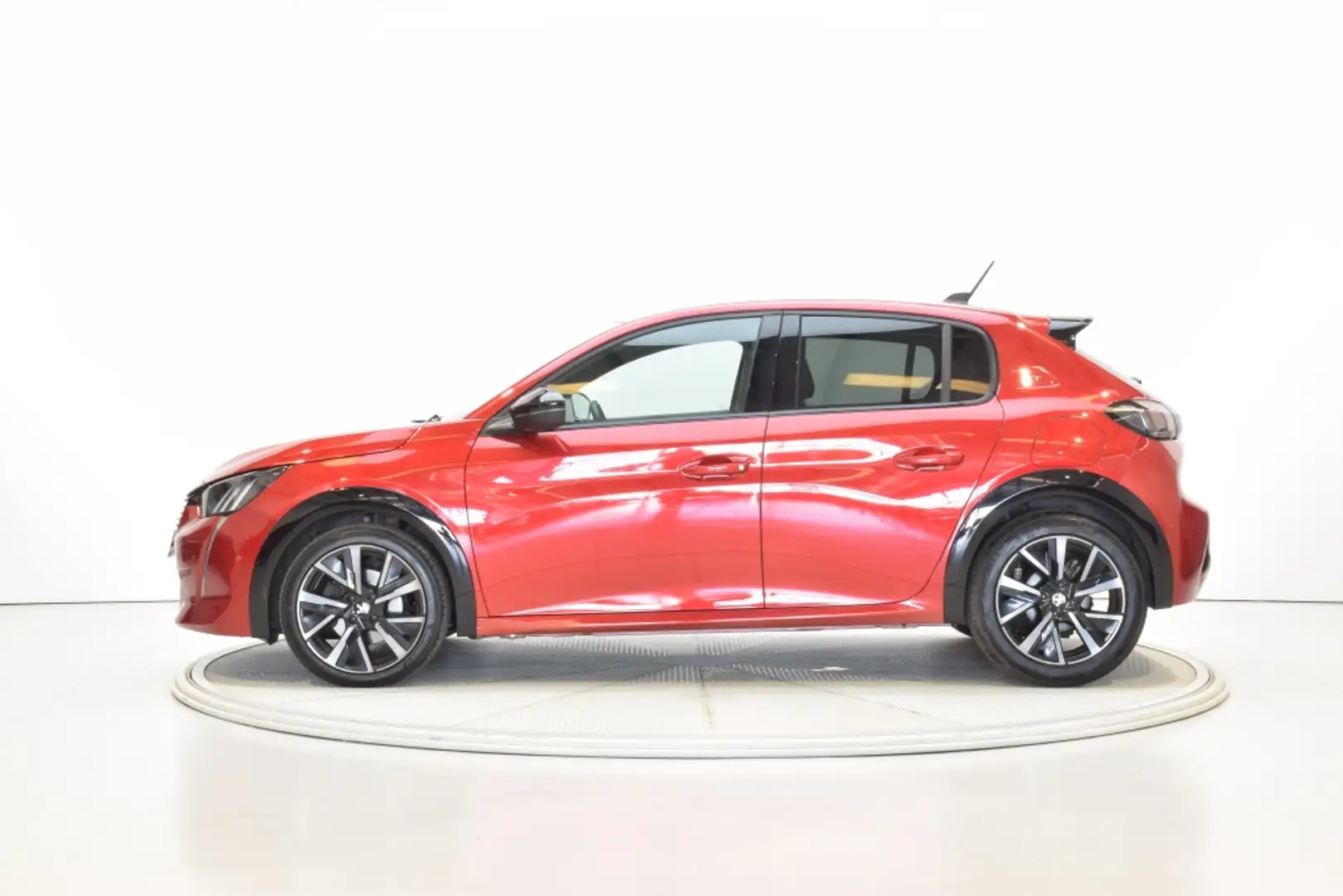 Peugeot 208 1.2 Puretech S&S GT Pack EAT8 130 - 2