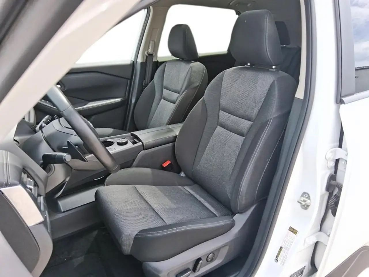 Nissan Rogue fotografie Nissan Rogue