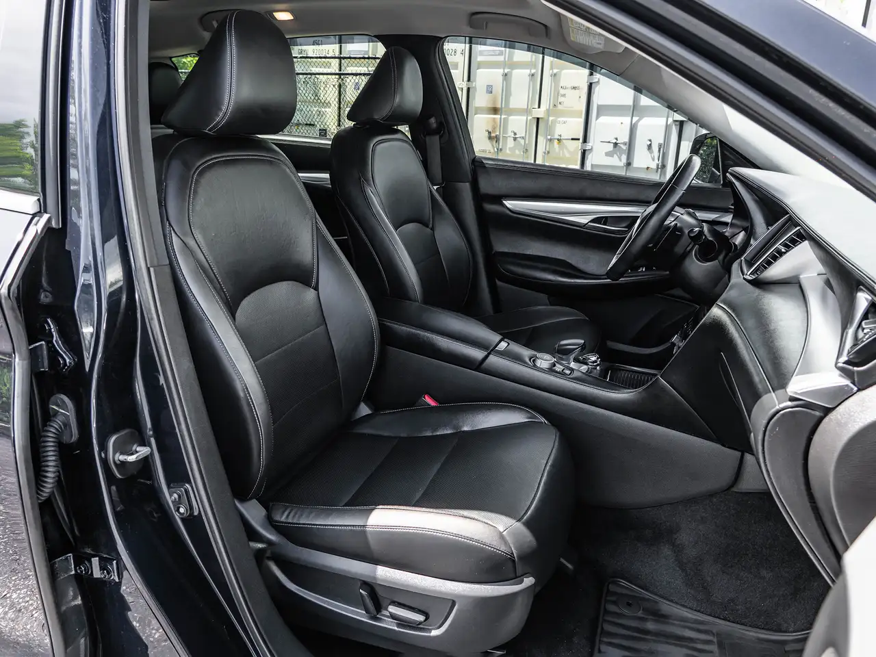 Infiniti QX50 photo Infiniti QX50