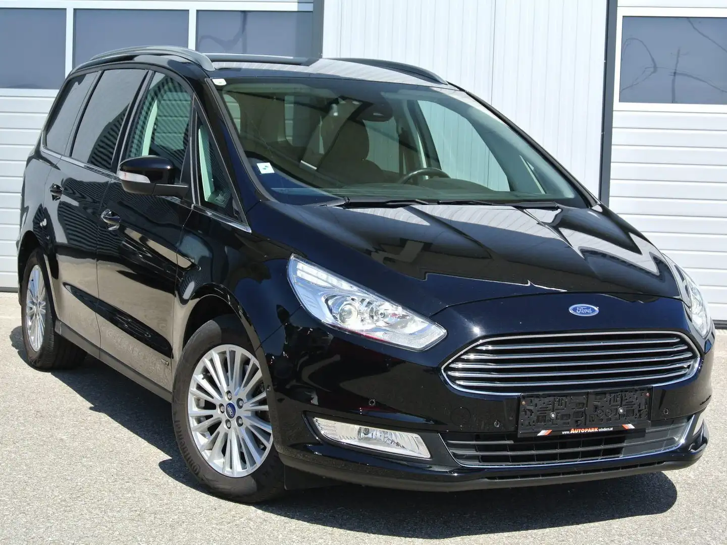 Ford Galaxy 2.0 EcoBlue Titanium AWD Aut. *7-SITZE*AHK*KAMERA Noir - 1
