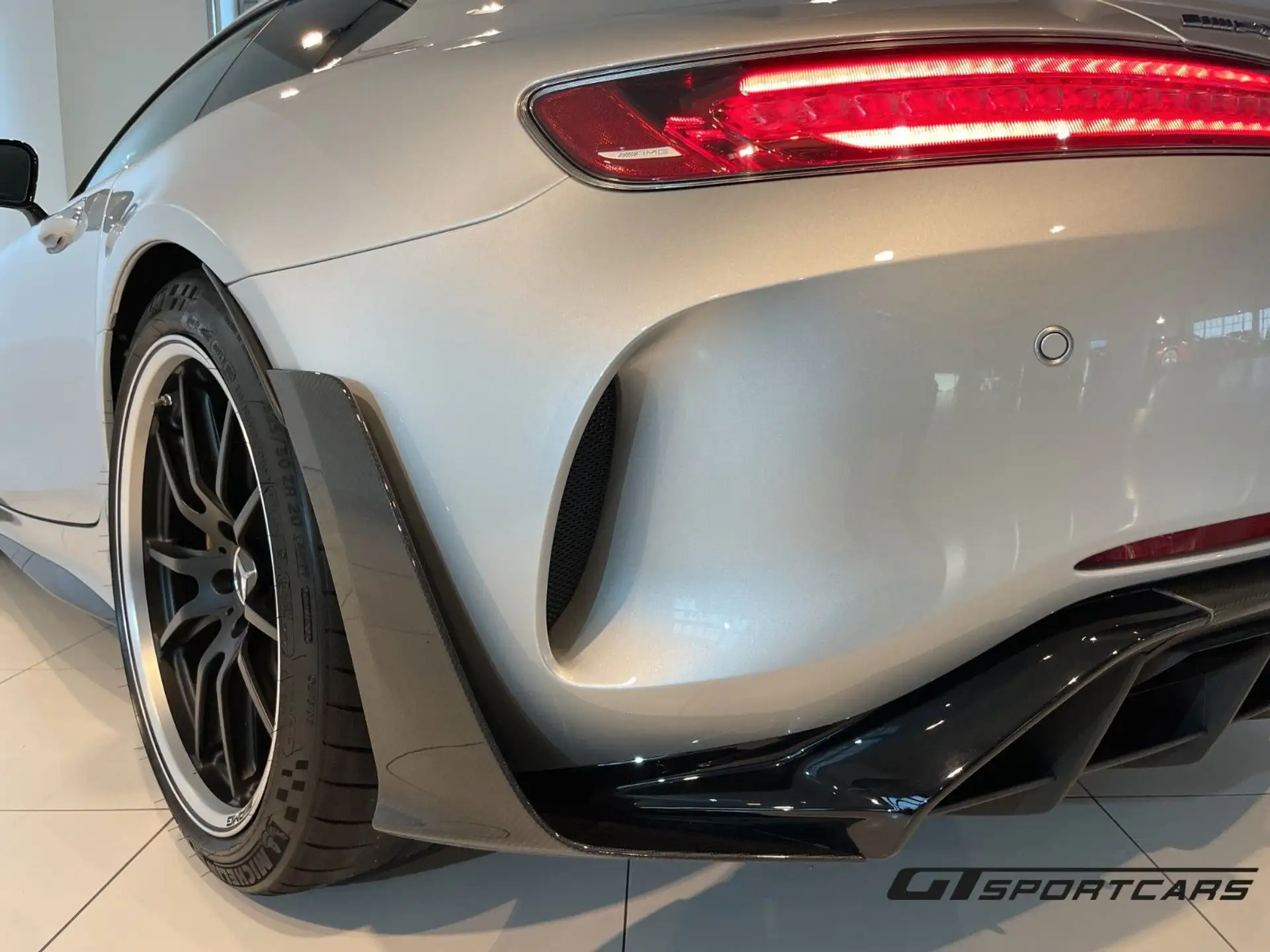 벤츠 Mercedes-Benz AMG GT AMG GT R 2018 화이트 사진 8