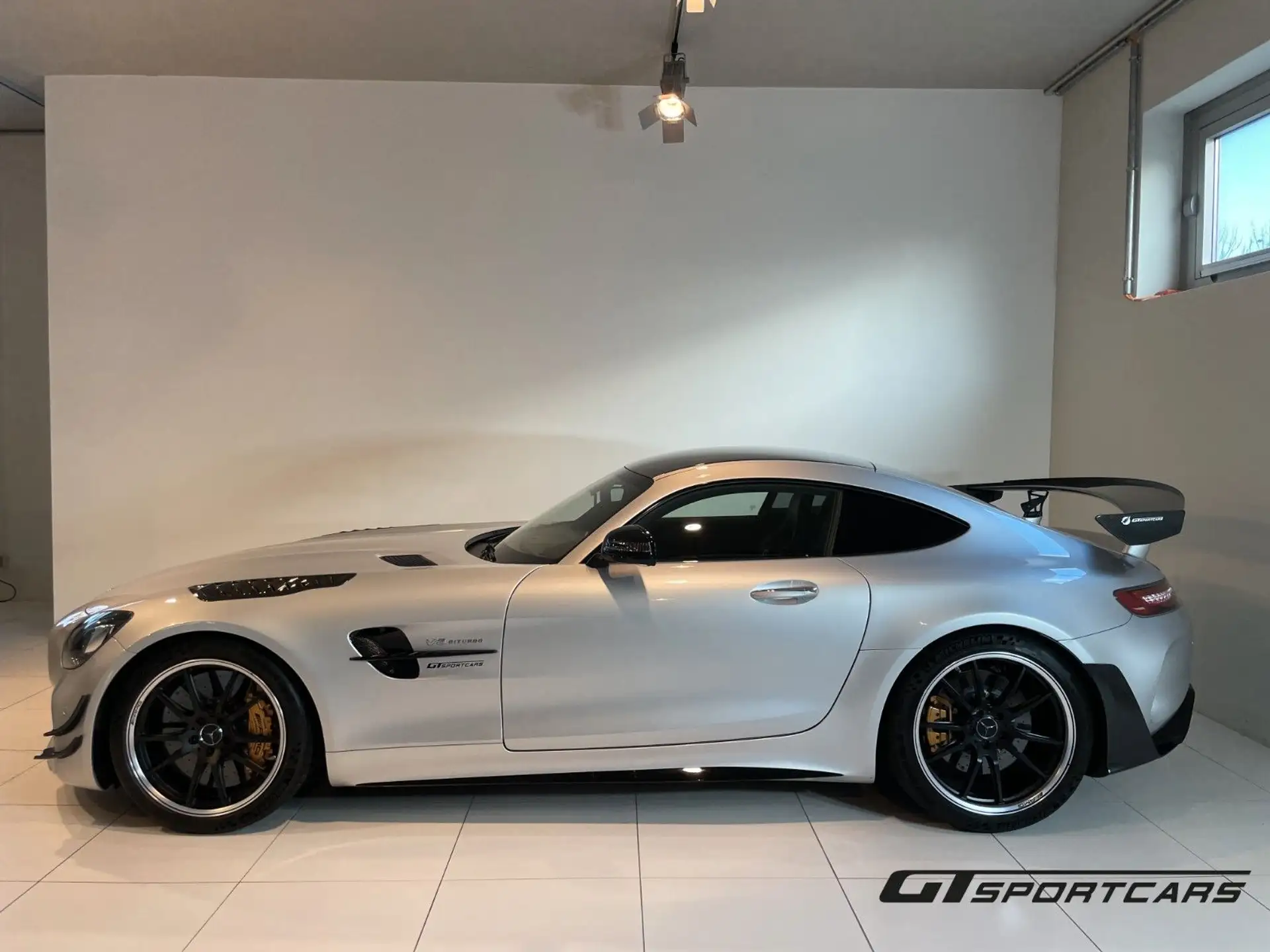 벤츠 Mercedes-Benz AMG GT AMG GT R 2018 화이트 사진 2