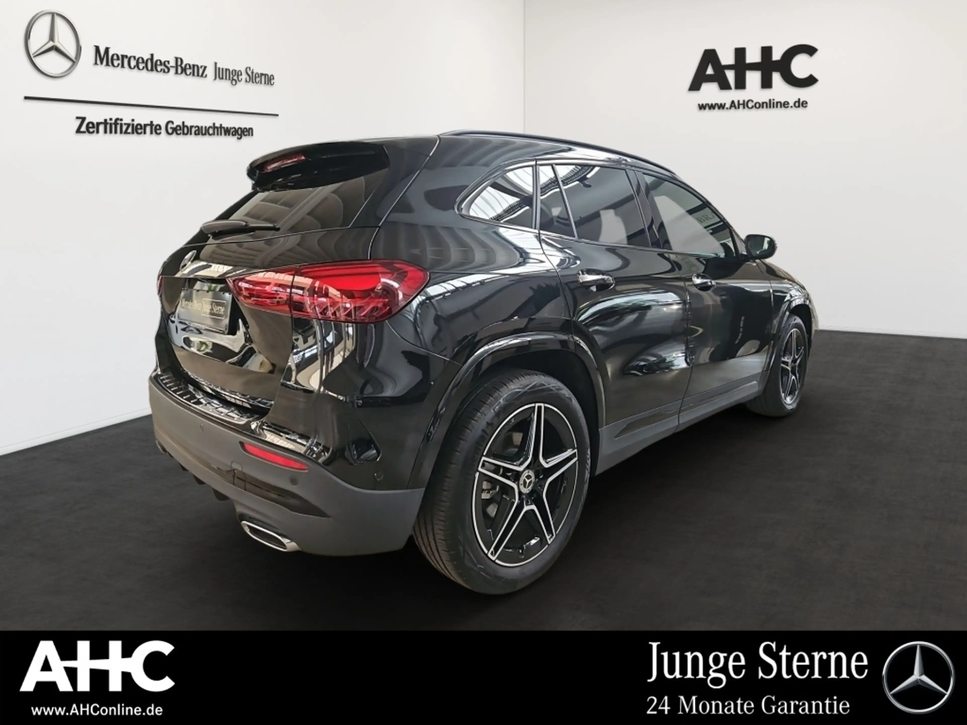 Mercedes-Benz GLA 180 AMG Night Totwi. Pano LED SHZ KeyLess — photo 3