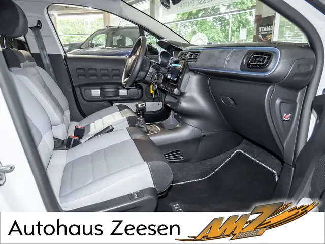 Citroen C3 view 2