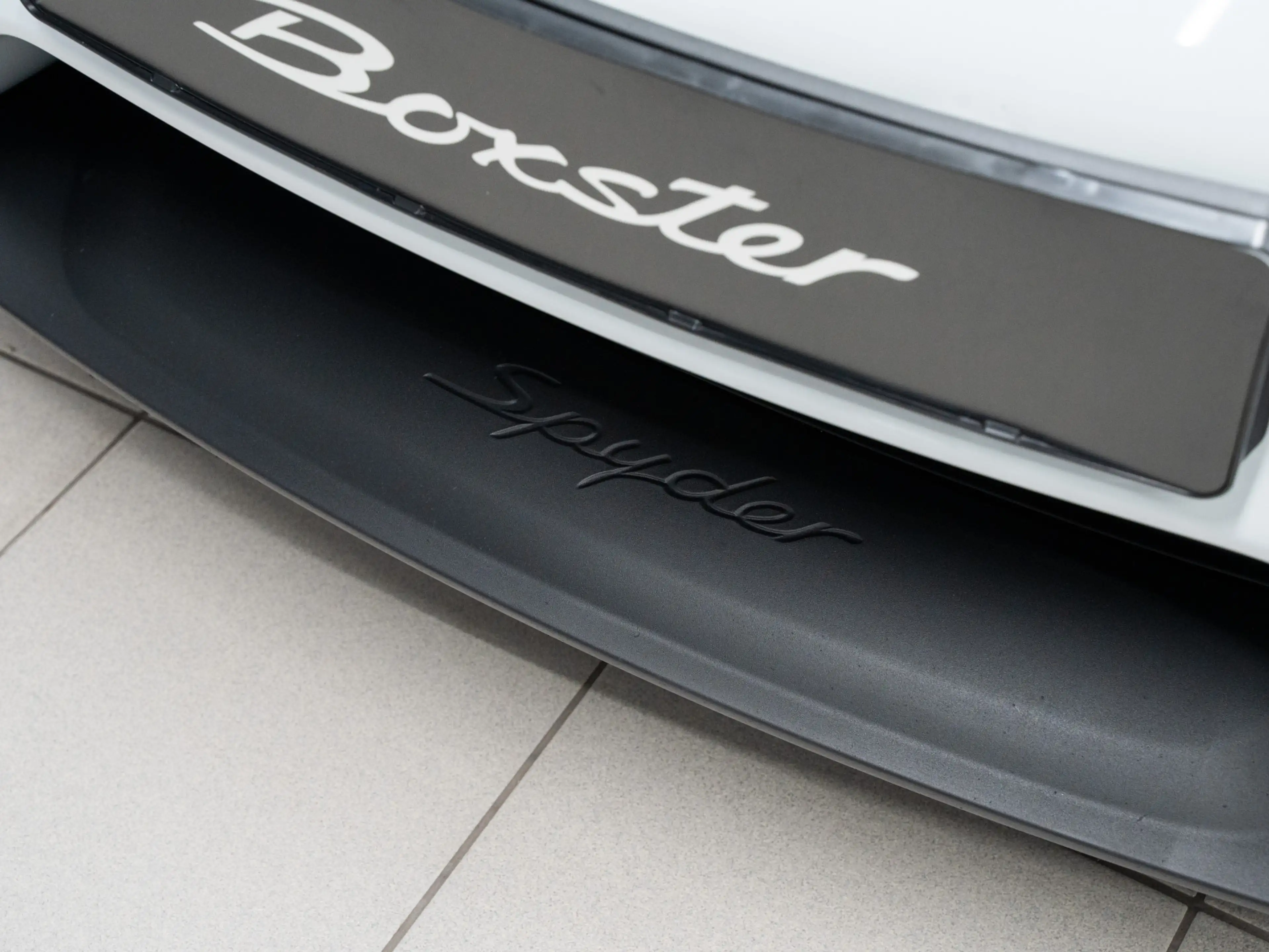 Porsche 718 Spyder Boxster — photo 14