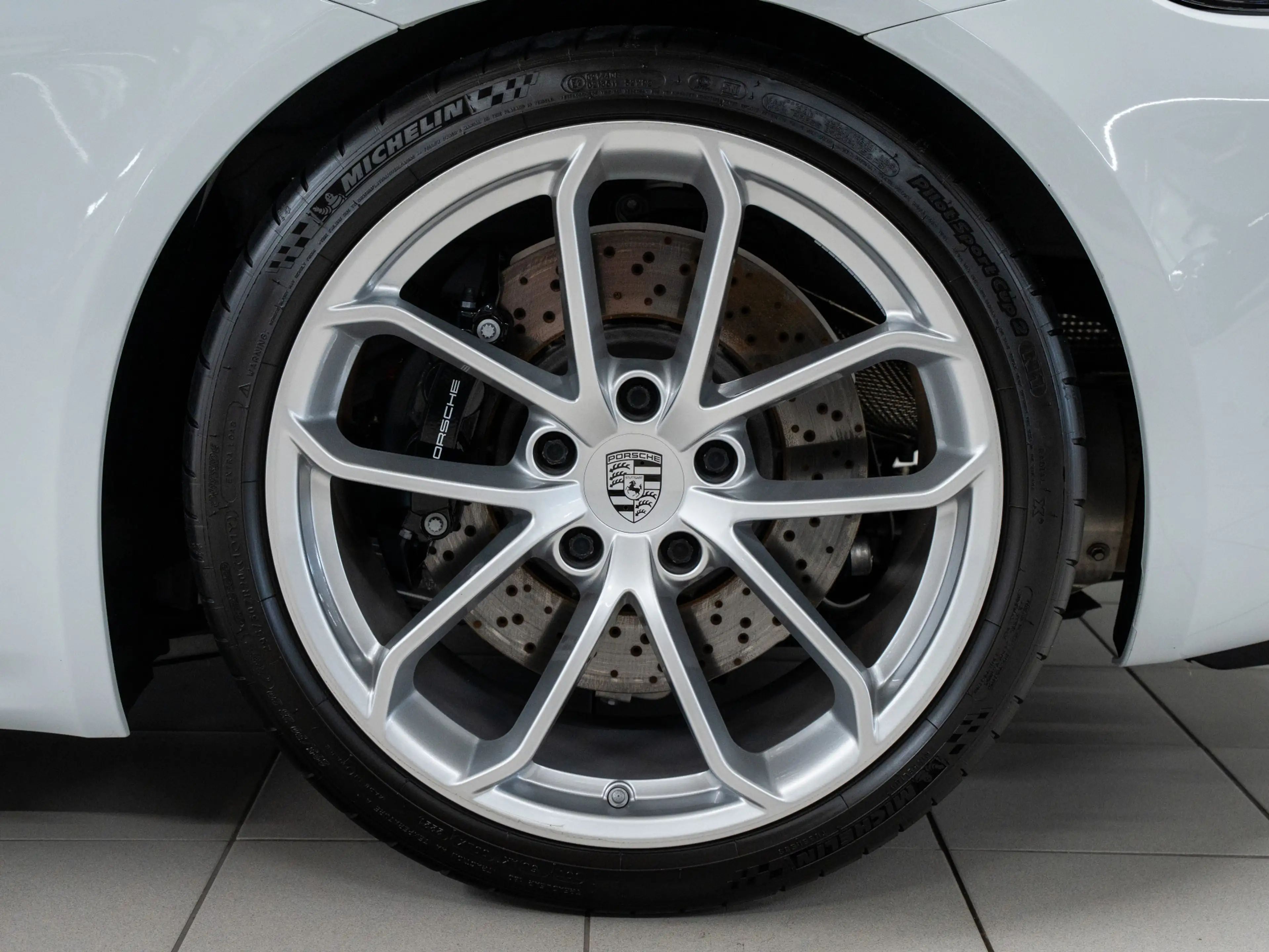 Porsche 718 Spyder Boxster — photo 12