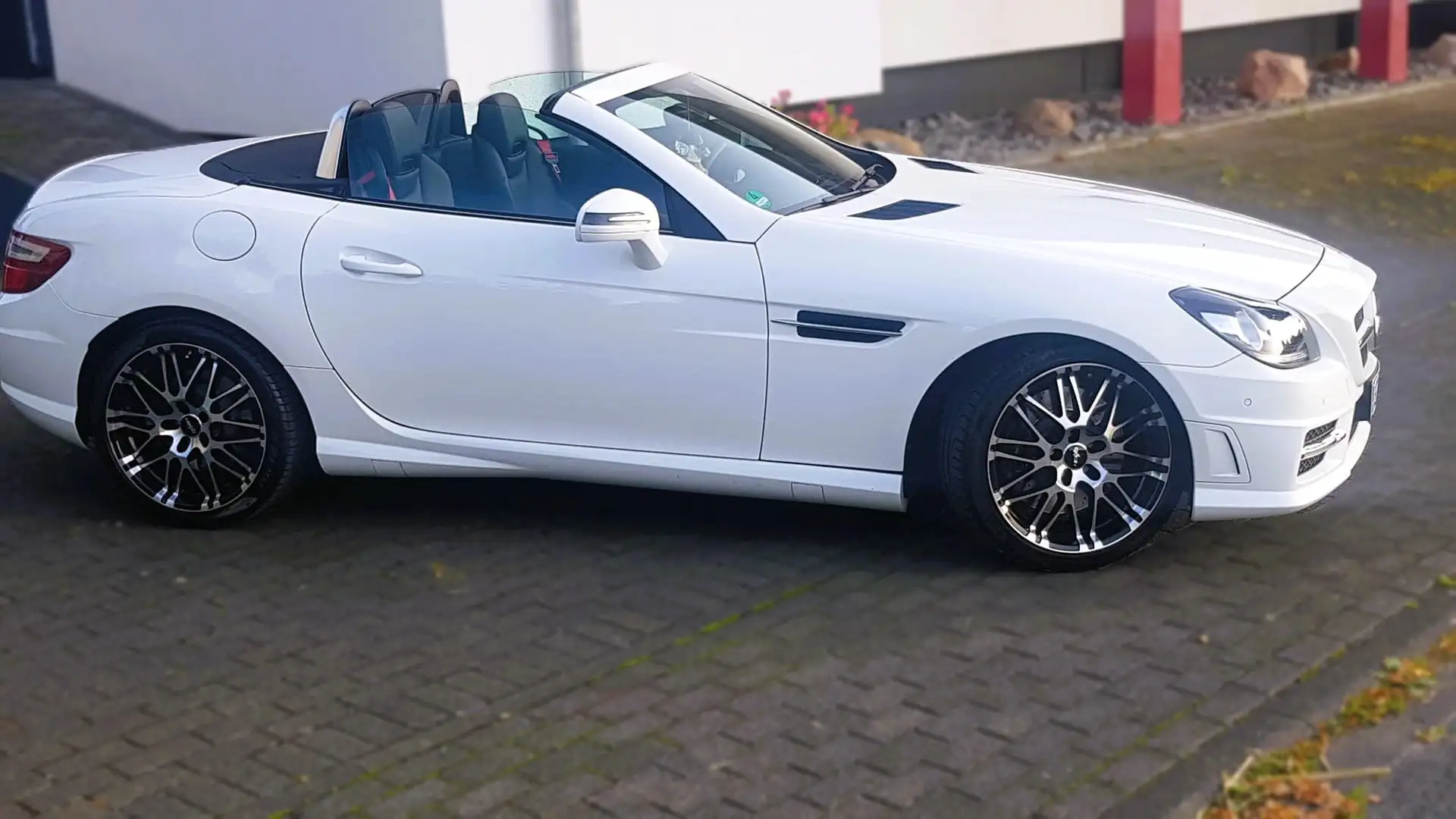 Mercedes-Benz SLK 200 SLK 200 AMG - Line (BlueEFFICIENCY) 7G-TRONIC Alb - 1