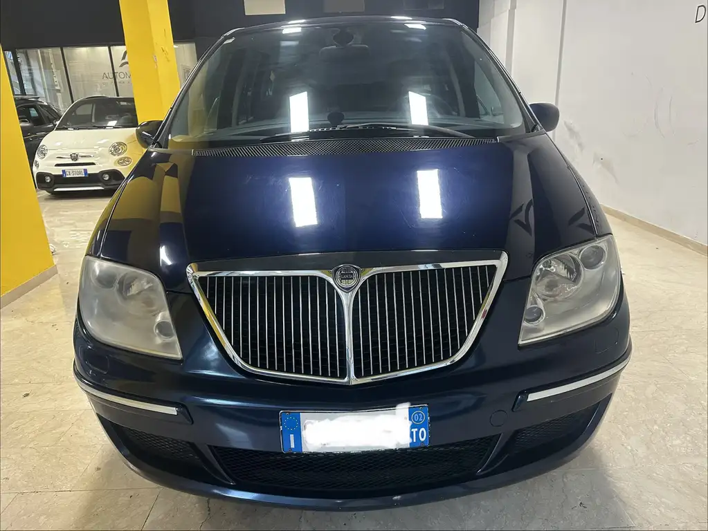 Lancia Phedra 2002 из Европы — купить под ключ
