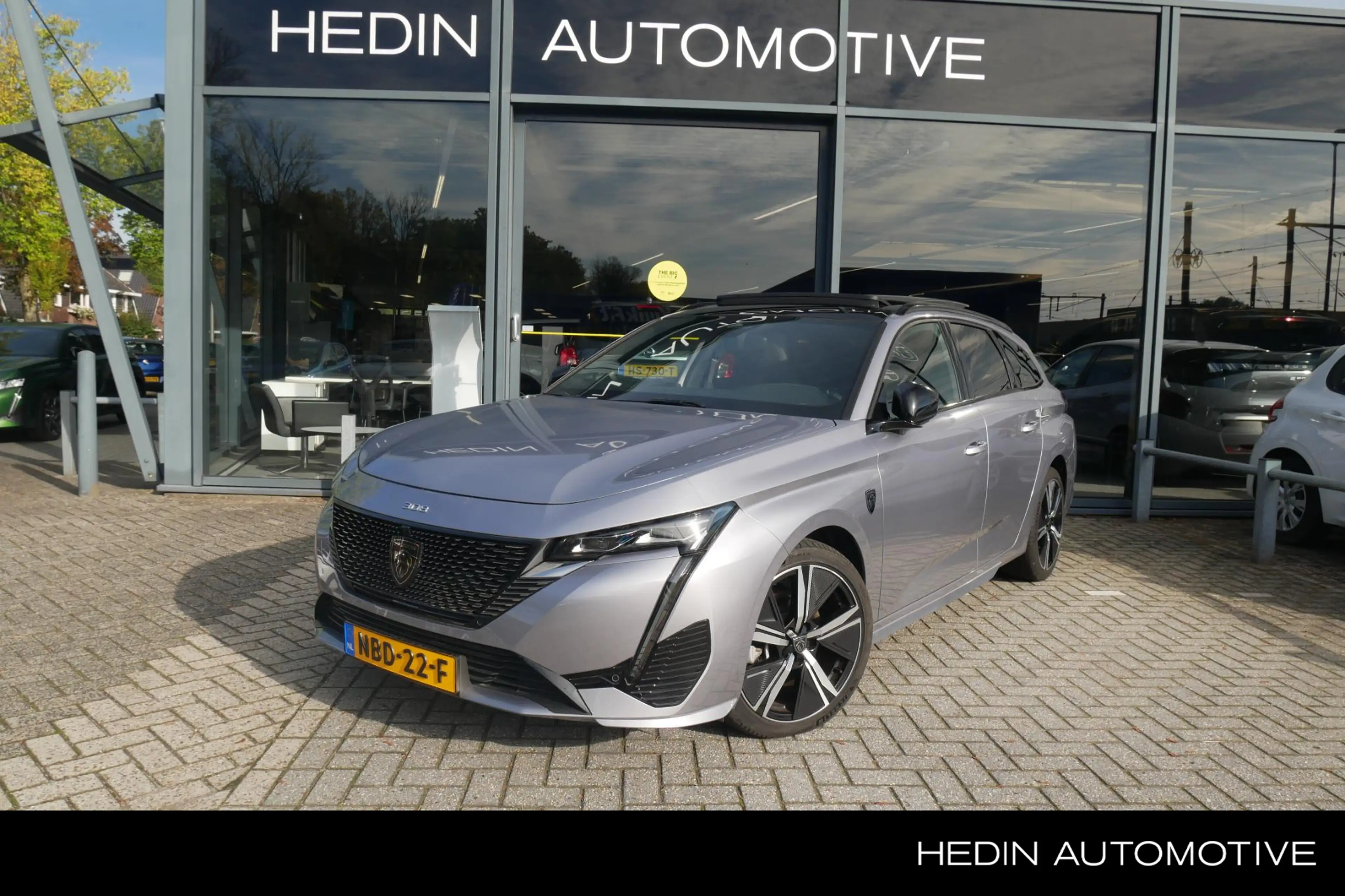 Peugeot 308 SW 1.2 Hybrid 136 e-DCS6 GT | 360 Camera | Elek. A