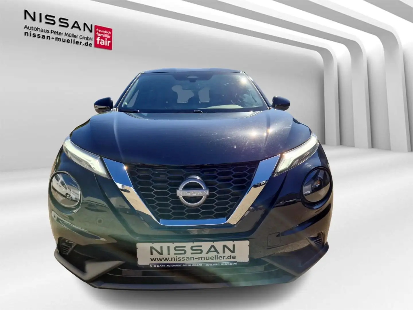 Nissan Juke 1.0 DIG-T 114PS 7DCT Tekna BFS Schwarz - 2