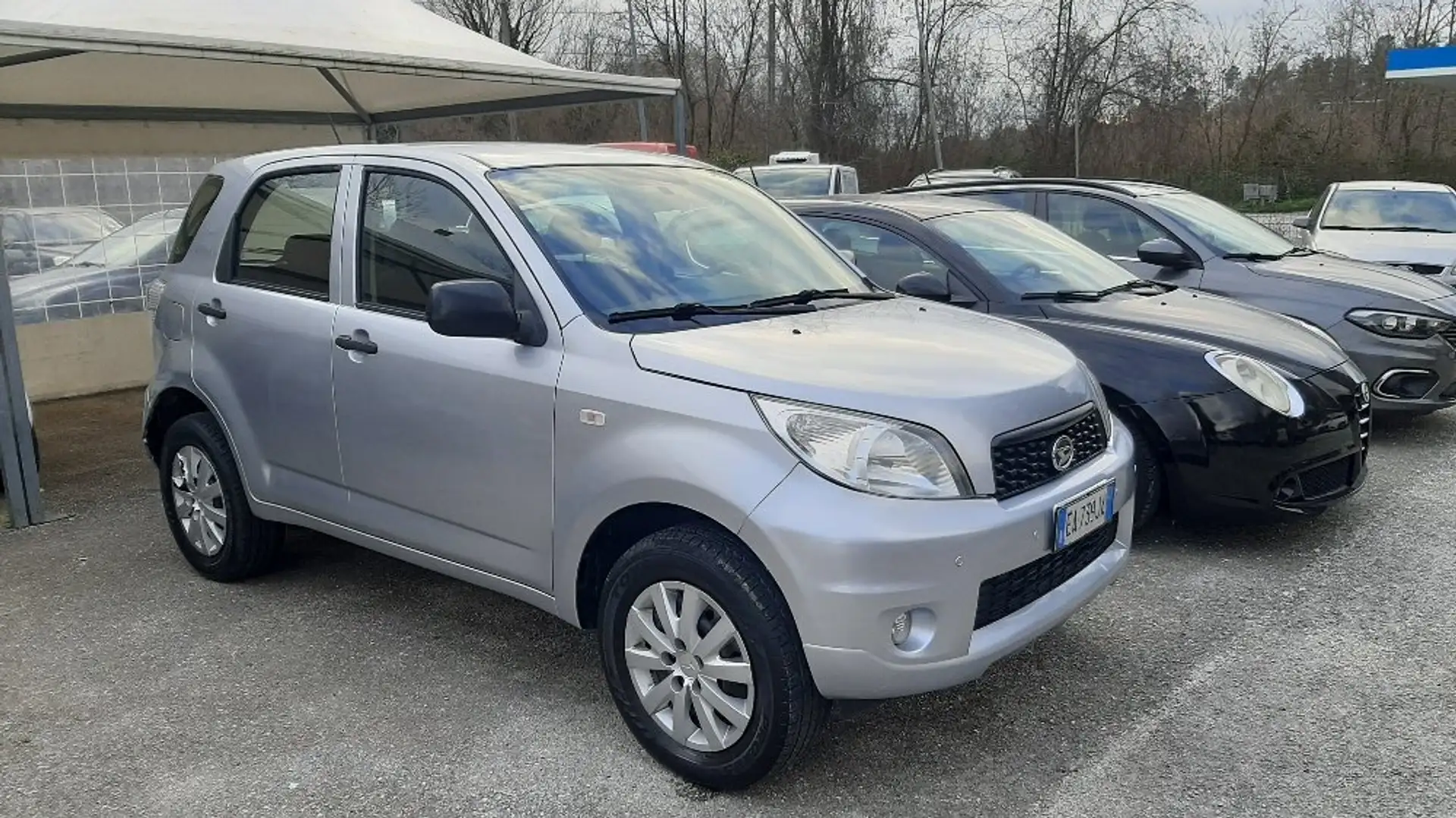 Daihatsu Terios Terios 1.5 Be Easy greenpowered Stříbrná - 1