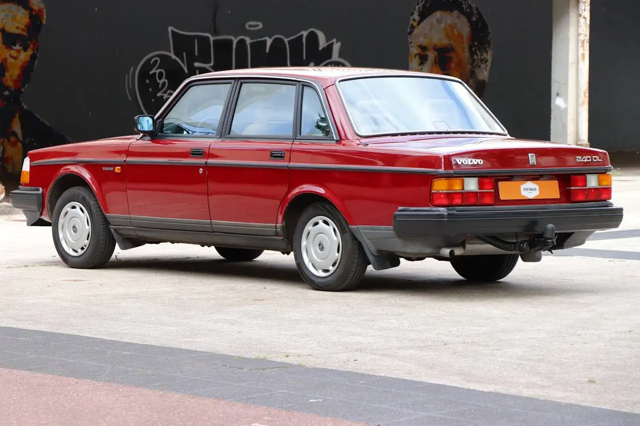 Volvo 240 DL, foto 8