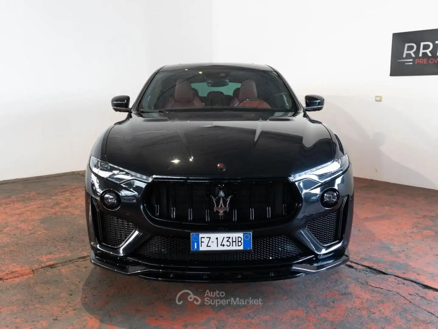 Maserati Levante Trofeo V8 580 CV Negro - 2